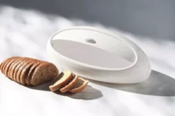 Alessi Gnam Broodtrommel Wit -Ales Woonaccessoires Winkel x886x886 alessi gnam broodtrommel.jpg.pagespeed.ic .OpEyGZfWBZ