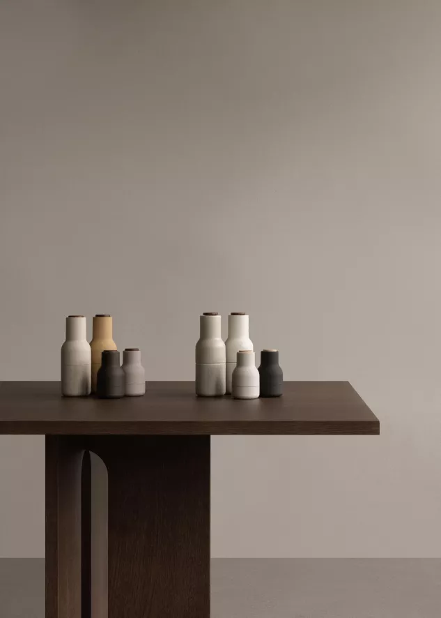 Audo Copenhagen Bottle Grinder Small Peper- En Zoutmolen Set Van 2 Blues 5 Audo Copenhagen Bottle Grinder Small Peper- En Zoutmolen Set Van 2 Blues - Afbeelding 3