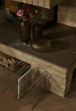 AYTM Curva Tijdschriftenrek Zilver -Ales Woonaccessoires Winkel x886x886 aytm curva tijdschriftenrek5.jpg.pagespeed.ic .TaS26BPmGU