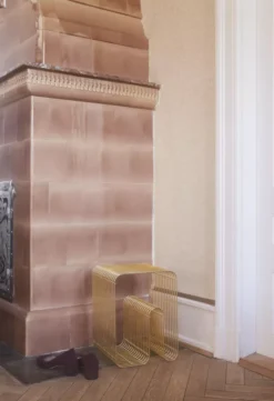 AYTM Curva Tijdschriftenrek Zilver -Ales Woonaccessoires Winkel x886x886 aytm curva tijdschriftenrek7.jpg.pagespeed.ic .8EWP3SXsOq