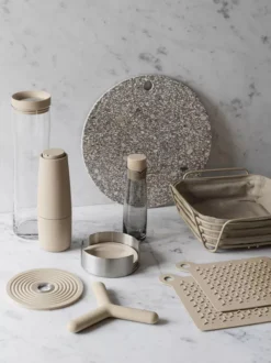 Blomus Salpi Peper- En Zoutmolen Sharkskin/magnet -Ales Woonaccessoires Winkel x886x886 blomus salpi peper en zoutmolen7.jpg.pagespeed.ic .tyrCKy0K35 1