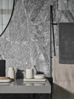 Blomus Sono Tandenborstelbeker Tan -Ales Woonaccessoires Winkel x886x886 blomus sono zeepdispenser11.jpg.pagespeed.ic .myqdlPMVz7