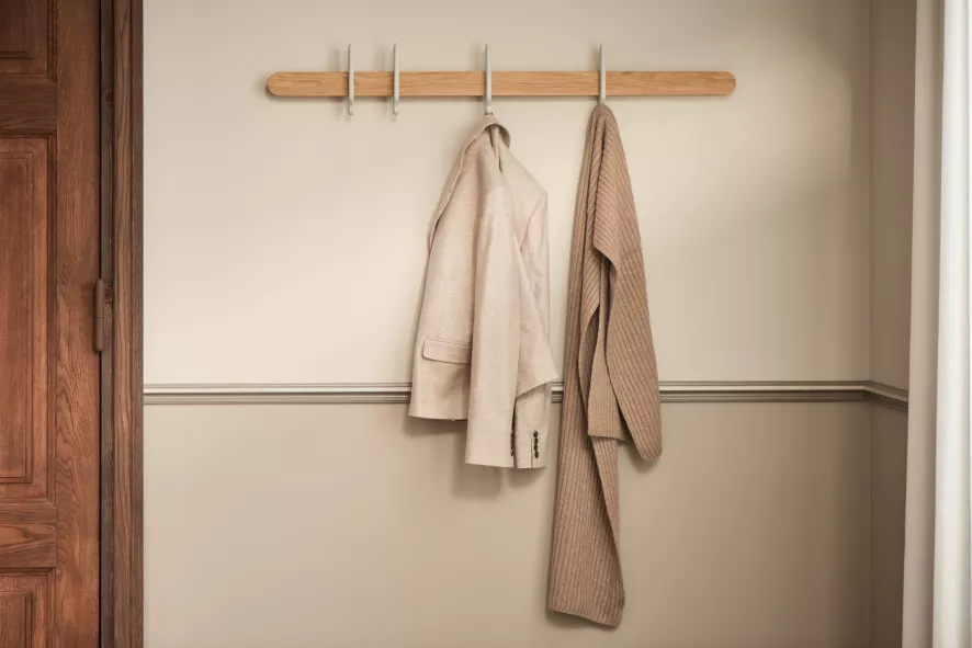 Bolia Nob Wand Kapstok 78cm Wit Gepigmenteerd Eiken 4 Bolia Nob Wand Kapstok 78cm Wit Gepigmenteerd Eiken - Afbeelding 2