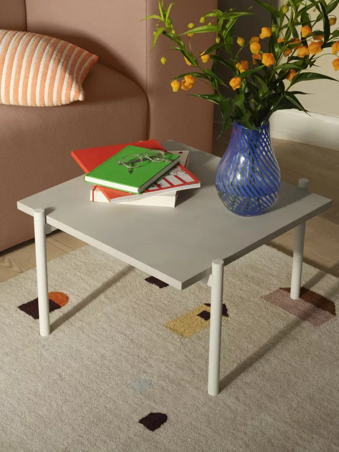 Broste Copenhagen Ada Crossstripe Vaas Ø15 Intense Blue 7 Broste Copenhagen Ada Crossstripe Vaas Ø15 Intense Blue - Afbeelding 5