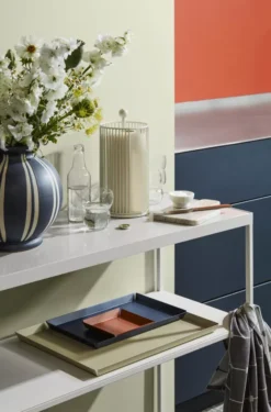 Broste Copenhagen Erika Dienblad 21x33 Maritiem Blauw -Ales Woonaccessoires Winkel x886x886 broste copenhagen edda keukenrolhouder3.jpg.pagespeed.ic .u5R2X1AcuF