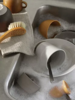 Broste Copenhagen Grød Diep Bord Ø22 10 Broste Copenhagen Grød Diep Bord Ø22 -Ales Woonaccessoires Winkel x886x886 broste copenhagen iris keukendoek.jpg.pagespeed.ic .tbwuXfhQlm