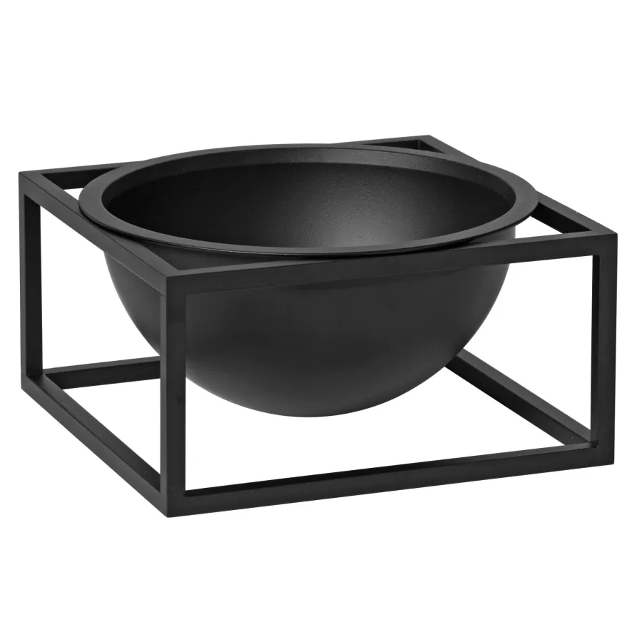 Audo Copenhagen Kubus Bowl Centerpiece Schaal Small Ø14 Zwart 4 Audo Copenhagen Kubus Bowl Centerpiece Schaal Small Ø14 Zwart - Afbeelding 2