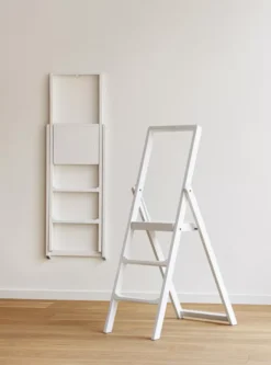 Design House Stockholm Step Ladder Keukentrap Black Stained -Ales Woonaccessoires Winkel x886x886 design house stockholm step ladder keukentrap22.jpg.pagespeed.ic .K3EVLRvk37 1