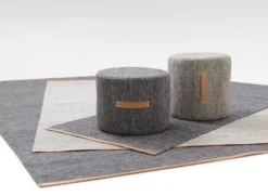 Design House Stockholm Björk Vloerkleed Medium Donkergrijs 80x250 -Ales Woonaccessoires Winkel x886x886 designhousestockholm bjork kruk sfeer 1.jpg.pagespeed.ic . to0amh AI 3