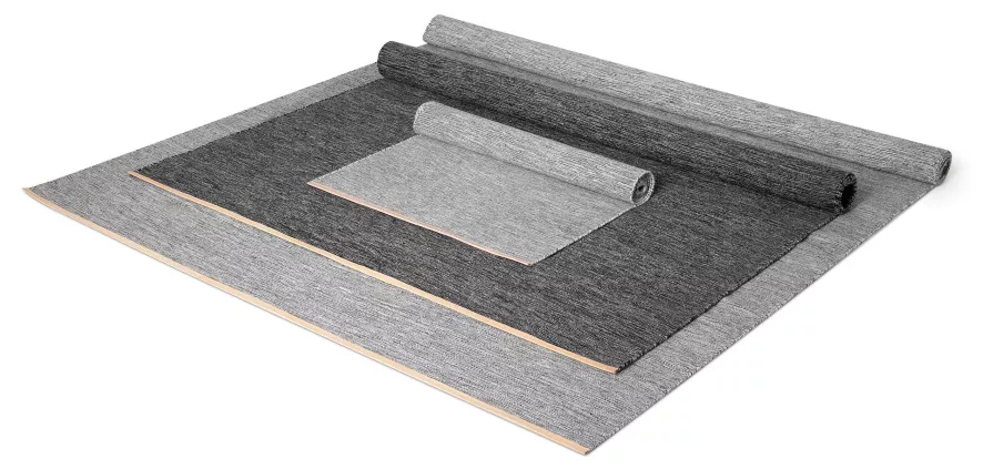 Design House Stockholm Björk Vloerkleed Extra Large Donkergrijs 4 Design House Stockholm Björk Vloerkleed Extra Large Donkergrijs - Afbeelding 2