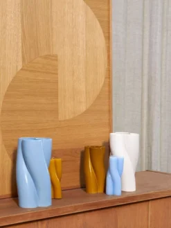 FÉST Wocky Kaars Lila 9 FÉST Wocky Kaars Lila -Ales Woonaccessoires Winkel x886x886 f st wocky vaas large.jpeg.pagespeed.ic .txL1It3U4d