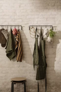 Ferm Living Hale Yarn-dyed Theedoek Golden Brown/Silver Fern -Ales Woonaccessoires Winkel x886x886 ferm living hale yarn dyed theedoek20.jpg.pagespeed.ic .4TZOD1AG2M