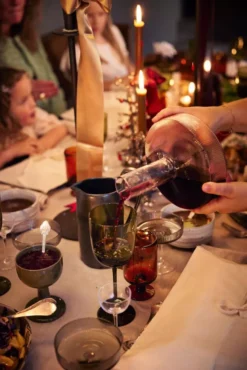 Ferm Living Ripple Wijn Karaf 1,1L Gerookt Glas -Ales Woonaccessoires Winkel x886x886 ferm living host liqueur glas set van 47.jpg.pagespeed.ic .NT5zNoePyn 1