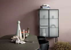 Ferm Living Muses Era Vaas -Ales Woonaccessoires Winkel x886x886 ferm living muses era vaas3.jpg.pagespeed.ic .l3unABIrL2