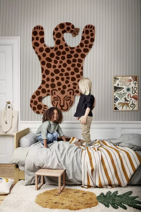 Ferm Living Safari Leopard Vloerkleed 5 Ferm Living Safari Leopard Vloerkleed - Afbeelding 3