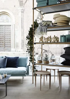 Fritz Hansen Arne Jacobsen Kussen 60x40 Donkerblauw -Ales Woonaccessoires Winkel x886x886 fritz hansen large kandelaar5.jpg.pagespeed.ic .mcy5NfiORH