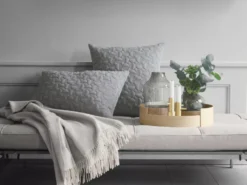 Fritz Hansen Arne Jacobsen Kussen 60x40 Donkerblauw -Ales Woonaccessoires Winkel x886x886 fritz hansen low vaas4.jpg.pagespeed.ic .Z3DSKgqiK7