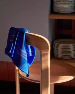 Hay Canteen Theedoek Blue And Fuchsia 17 Hay Canteen Theedoek Blue And Fuchsia -Ales Woonaccessoires Winkel x886x886 hay canteen theedoek8.jpg.pagespeed.ic .JWxJoMCM0u