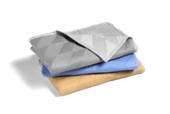 Hay Kite Quilt Bedsprei 260x260 Grijs -Ales Woonaccessoires Winkel x886x886 hay kite quilt plaid 245x1504.jpg.pagespeed.ic .YqZW1YPJId