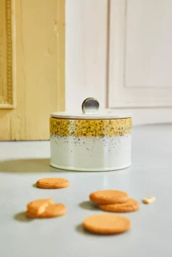 HKliving 70's Ceramic Koektrommel Voorraadpot Cookie Jar Fire 26 HKliving 70's Ceramic Koektrommel Voorraadpot Cookie Jar Fire -Ales Woonaccessoires Winkel x886x886 hkliving 70 s ceramic koektrommel12.jpg.pagespeed.ic .lnVl7Z Q88 1