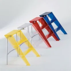 Kartell Upper Keukentrap Rood Oranje -Ales Woonaccessoires Winkel x886x886 kar 0703072 blw kartell upper sfeer1 600x600.jpg.pagespeed.ic .SEw2XKUDHf