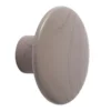 Muuto The Dots Haak Ø9 Taupe 2 Muuto The Dots Haak Ø9 Taupe -Ales Woonaccessoires Winkel x886x886 muuto the dots haak small26.jpg.pagespeed.ic .kGWD5WJfyT