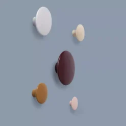 Muuto The Dots Haak 6.5cm Taupe -Ales Woonaccessoires Winkel x886x886 muuto the dots haak x small15.jpg.pagespeed.ic .Lclt8BfY d