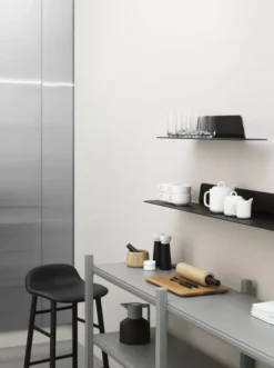 Normann Copenhagen Craft Vijzel Zwart -Ales Woonaccessoires Winkel x886x886 normann copenhagen craft deegroller keukengerei5.jpg.pagespeed.ic .oOGPK51dV