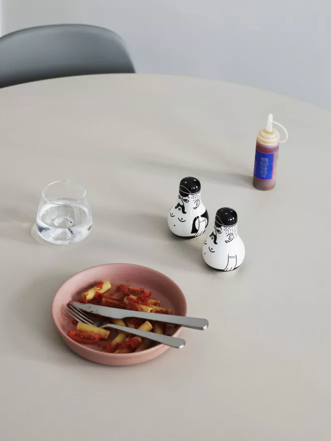 Normann Copenhagen Friends Peper- En Zoutstel 15 Normann Copenhagen Friends Peper- En Zoutstel - Afbeelding 13