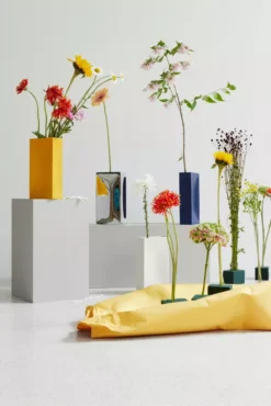 Northern Into Vaas Lichtgrijs 12 Northern Into Vaas Lichtgrijs -Ales Woonaccessoires Winkel x886x886 northern into vaas5.jpg.pagespeed.ic .8X jdsMMVi