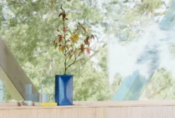 Northern Into Vaas Lichtgrijs 14 Northern Into Vaas Lichtgrijs -Ales Woonaccessoires Winkel x886x886 northern into vaas7.jpg.pagespeed.ic .q Dye cmTS