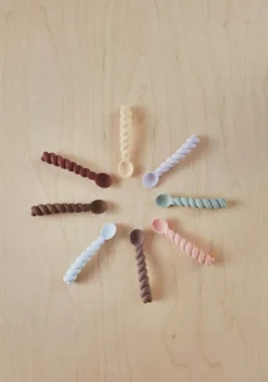 OYOY Mellow Lepels Set Van 3 Nutmeg, Rose, Choko -Ales Woonaccessoires Winkel x886x886 oyoy mellow lepels set van 35.jpg.pagespeed.ic .vYbbN38MSp