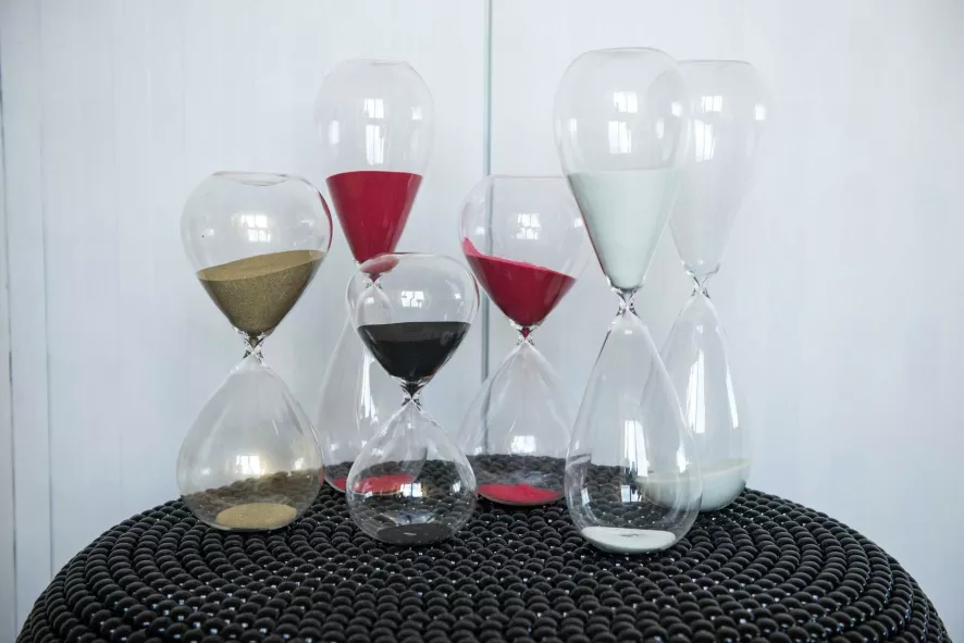 POLSPOTTEN Sandglass Ball Woondecoratie L Zwart 7 POLSPOTTEN Sandglass Ball Woondecoratie L Zwart - Afbeelding 5