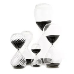 POLSPOTTEN Sandglass Ball Woondecoratie L Zwart 26 POLSPOTTEN Sandglass Ball Woondecoratie L Zwart -Ales Woonaccessoires Winkel x886x886 pols potten swirl sandglass m5.jpg.pagespeed.ic . yfP 9eKGE