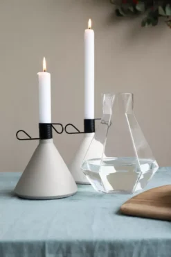 Puik Conic Kandelaar Grijs -Ales Woonaccessoires Winkel x886x886 puik conic kandelaar wit1.jpg.pagespeed.ic .9X5qgLMtjf