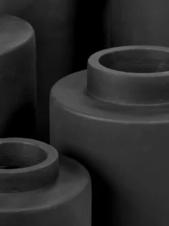 Serax Tweedekansje - Black Ancient By Serax Vaas Large 12 Serax Tweedekansje - Black Ancient By Serax Vaas Large -Ales Woonaccessoires Winkel x886x886 serax black acient vaas small2.jpg.pagespeed.ic .X6DAo5FuFh