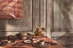 Serax Zuma By Kelly Wearstler Dinerbord Ø23 Salt 20 Serax Zuma By Kelly Wearstler Dinerbord Ø23 Salt -Ales Woonaccessoires Winkel x886x886 serax dune by kelly wearstler taartplateau 3320.jpg.pagespeed.ic . qe0cC4MH4 2