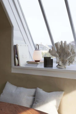 &tradition Indigo SC30 Kussen 80x50 Milk & Powder -Ales Woonaccessoires Winkel x886x886 tradition indigo sc30 kussen 80x50.jpg.pagespeed.ic .7Bs1VXxPRX