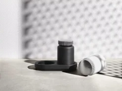 VIPP Vipp263 Peper- En Zoutmolenset 17 VIPP Vipp263 Peper- En Zoutmolenset -Ales Woonaccessoires Winkel x886x886 vipp vipp263 peper en zoutmolenset9.jpg.pagespeed.ic .zxcXMTwWma