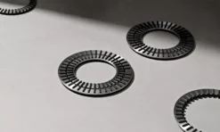 VIPP Vipp268 Onderzetter Set Van 2 -Ales Woonaccessoires Winkel x886x886 vipp vipp268 onderzetter4.jpg.pagespeed.ic . haGIHwsvp