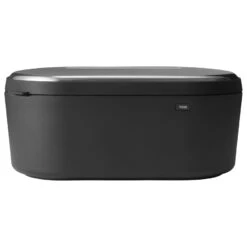 VIPP Vipp270 Broodtrommel Zwart -Ales Woonaccessoires Winkel x886x886 vipp vipp270 broodtrommel7.jpg.pagespeed.ic .Fb0GMlmjbd