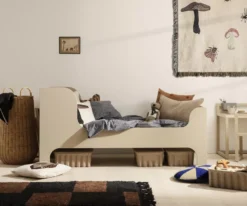 Ferm Living Dot Tufted Kussen Sand Black 24 Ferm Living Dot Tufted Kussen Sand Black -Ales Woonaccessoires Winkel x886x886 woontrend kindertrends 4.jpg.pagespeed.ic .2cu1BnYdcR